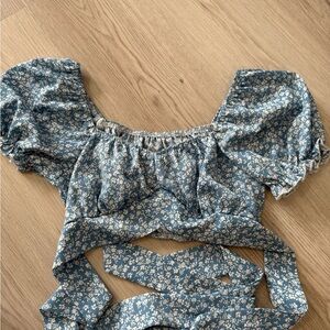 SHEIN Blue Floral Puff Sleeve Blouse